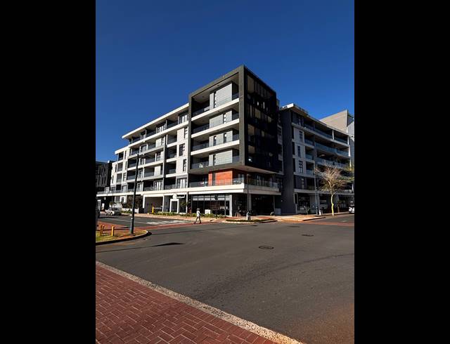 2 BEDROOM APARTMENT FOR SALE IN UMHLANGA RIDGE